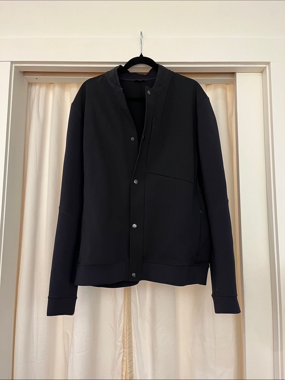 lululemon athletica Men's Black Bomber Jacket